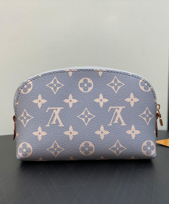 Louis Vuitton Pochette Cosmetique PM M12440 Gray